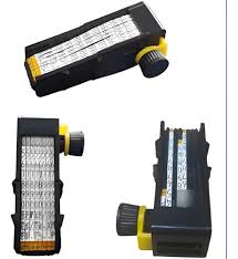 Conjunto de peças para MX 5.500 organizadas em fundo branco